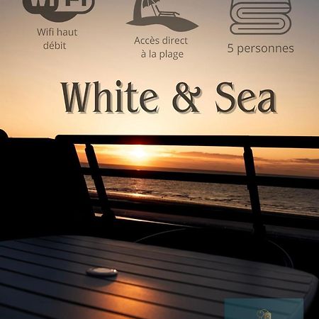 White & Sea, Face A La Mer 브레뒨느 외부 사진